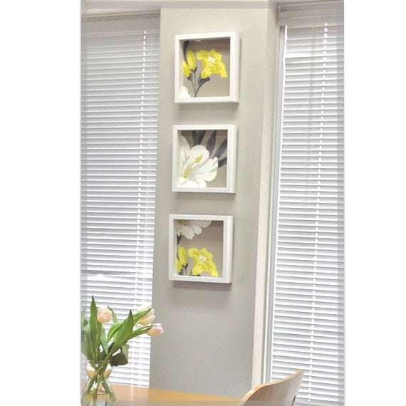 Hanging Pictures in Tall, Narrow Spaces